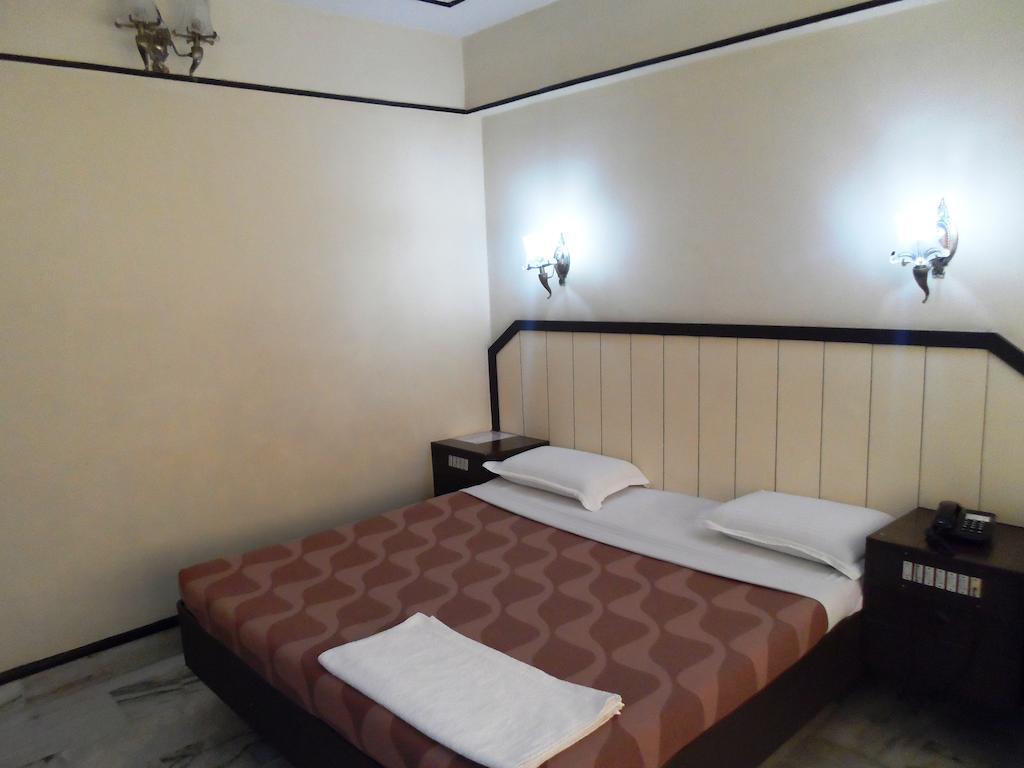 Hotel Sivapriya Kodaikanal Room photo